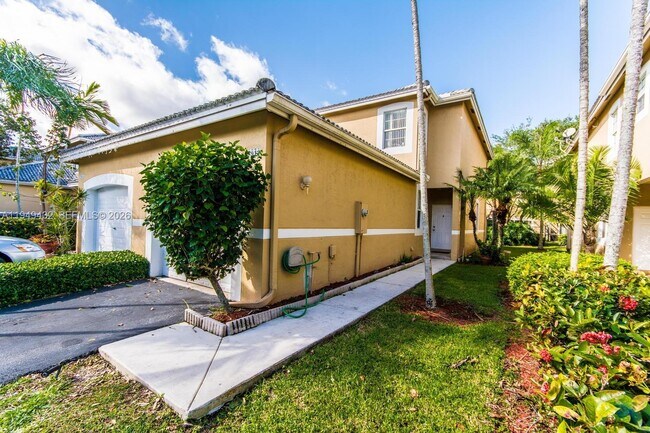 Photo - 1911 Madeira Dr