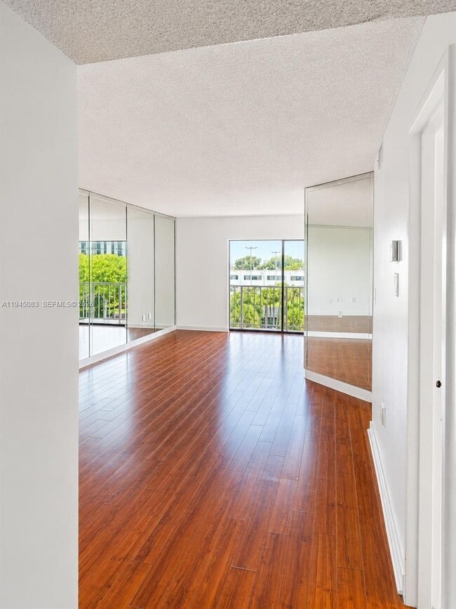 Photo - 1650 NE 115th St Unit 505