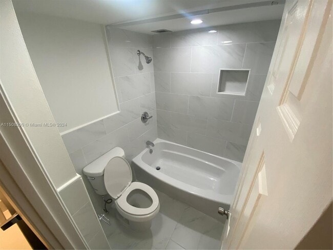 Photo - 7031 Environ Blvd Unit 122