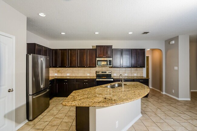 Photo - 8850 Belgian Falls