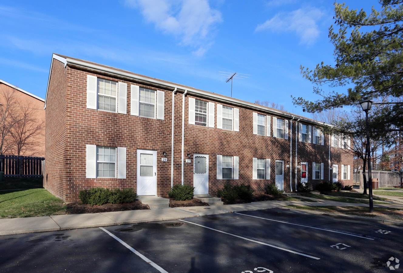 Photo - Charles Landing Apartments