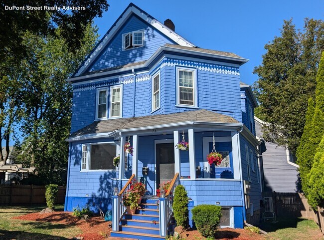Photo - 74 Sydney St