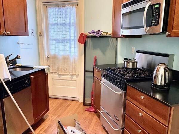 Photo - 64 Charlesgate E Unit 67