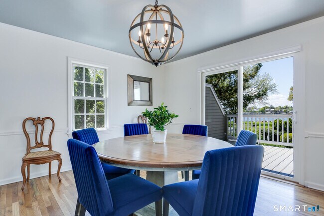175 Dolphin Cove Quay