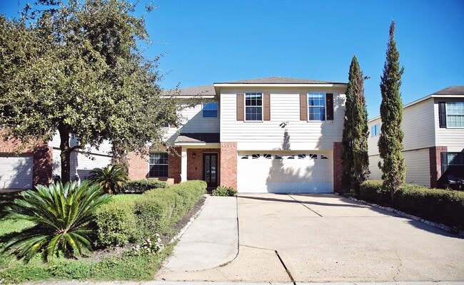 Building Photo - 18234 Sable Tree Dr