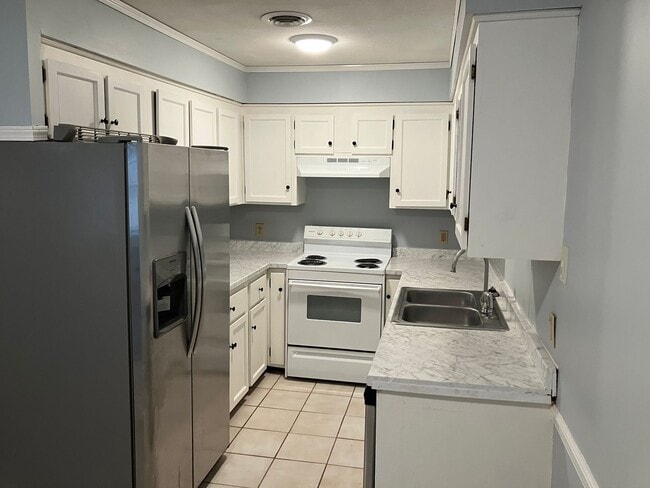 Photo - 726 Robindale Dr Unit 726 A Robindale Dr