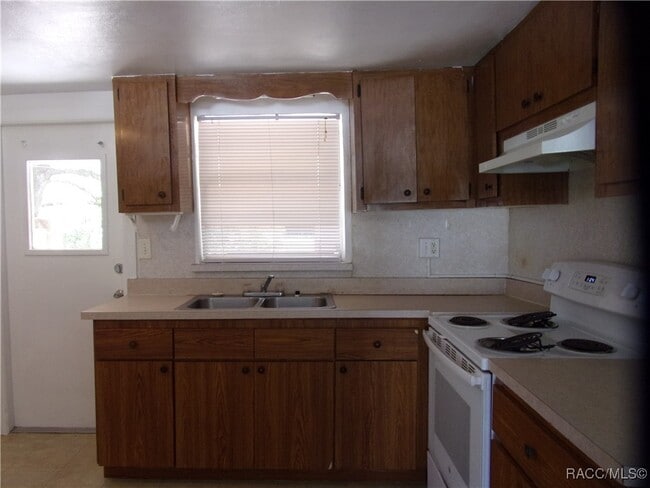 Photo - 1172 NE 1st St Townhome