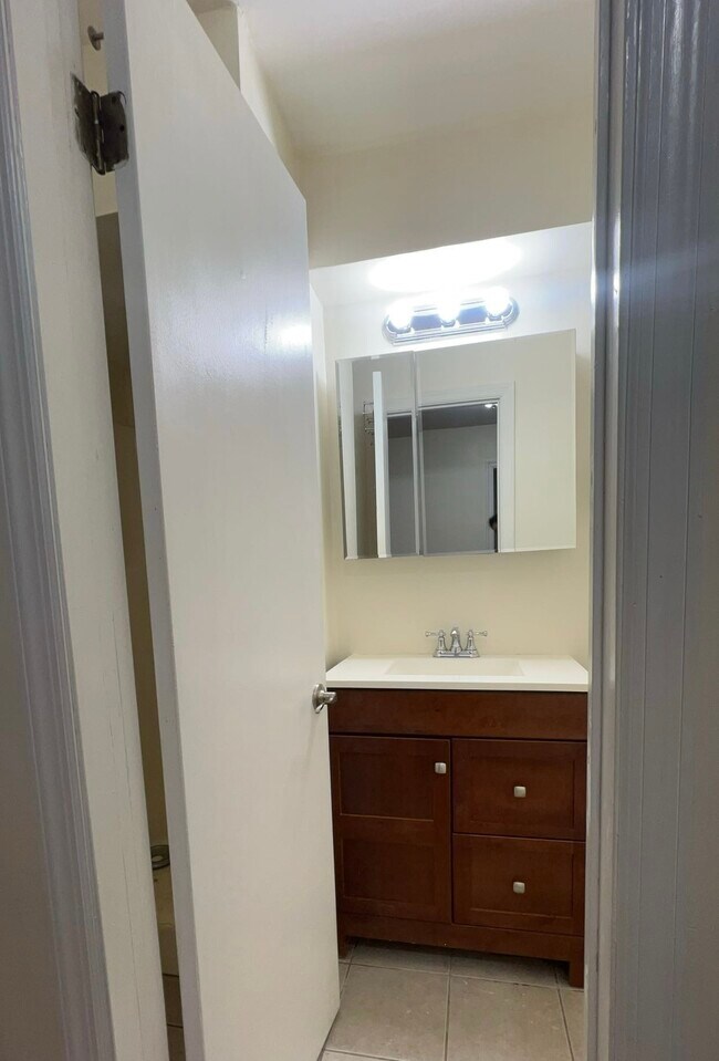 Photo - 9 North St Unit 9A