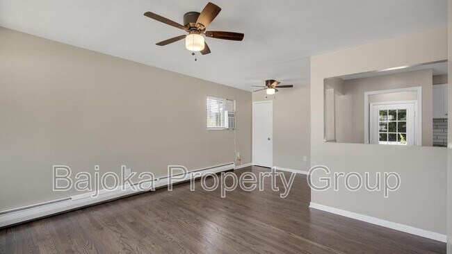 Photo - 265 N Milford Rd