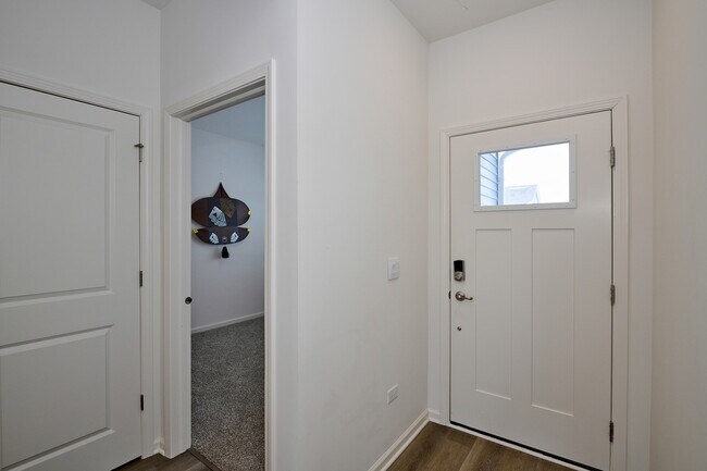 Photo - 1179 Woodlily Ln