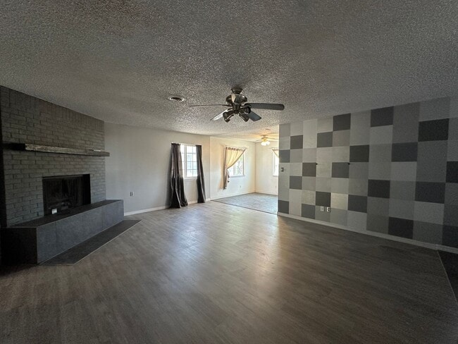 Photo - 3 Bedroom 2 Bathroom Duplex available to rent in Farmington