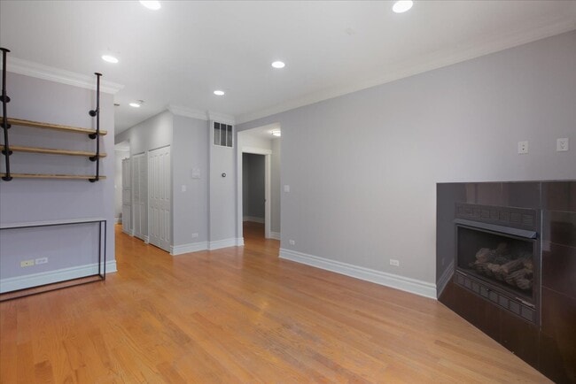 Photo - 1951 N Monticello Ave Unit 2