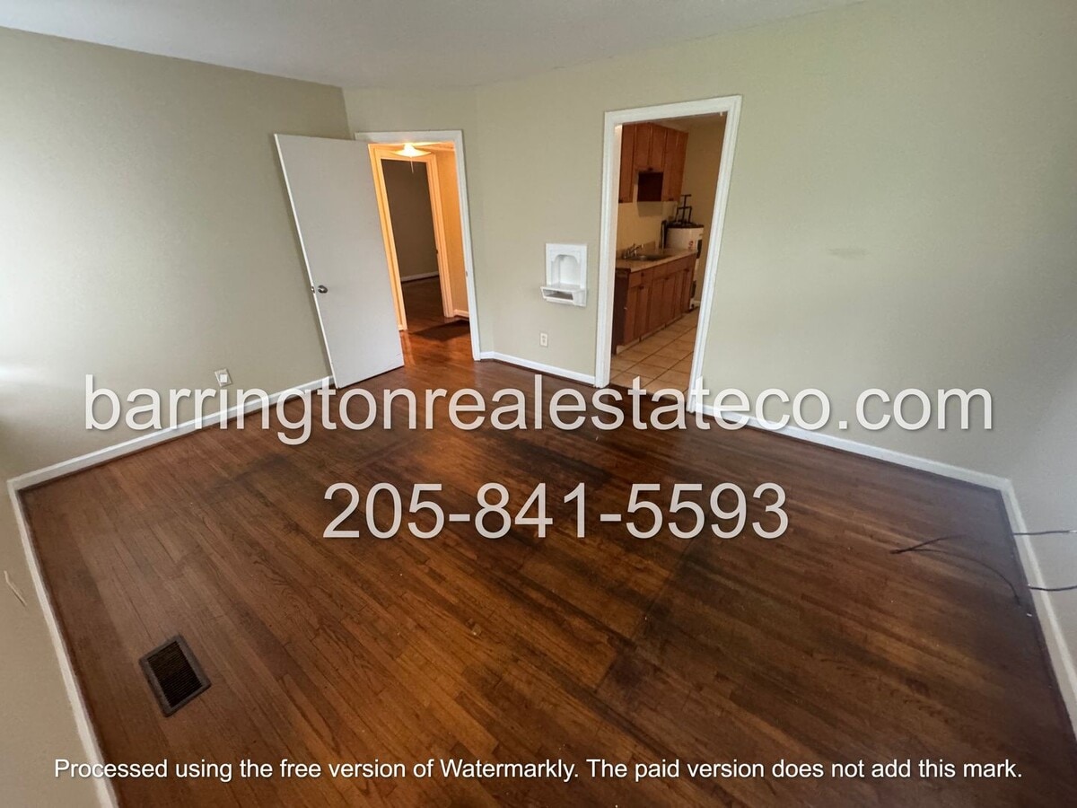 Photo - 32 Wilkes Cir