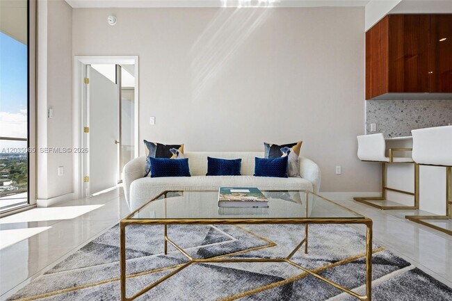 Photo - 2678 Tigertail Ave Unit 1705