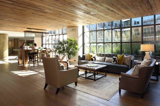 Photo - Monroe Street Market