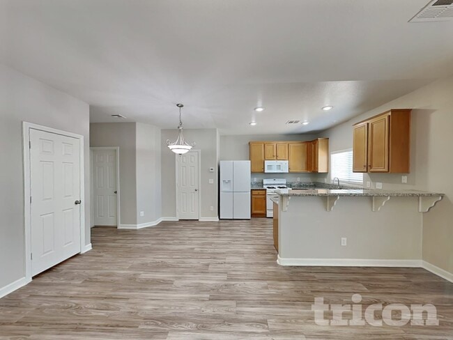 Photo - 4928 Blue Bay Ct