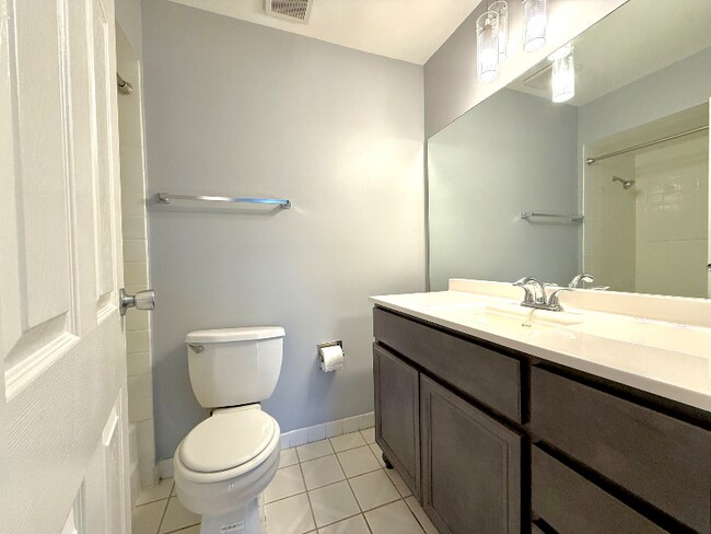 3108 Roberts Dr Unit 6