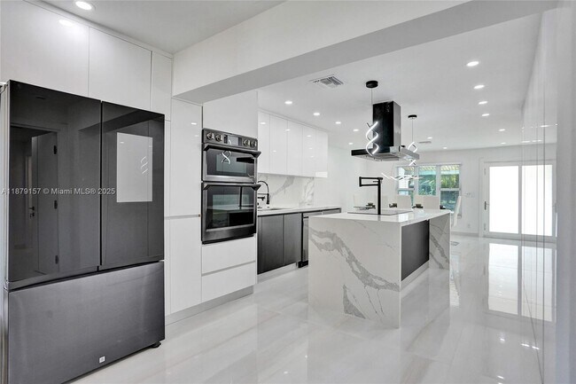 Photo - 4530 SW 34th Dr