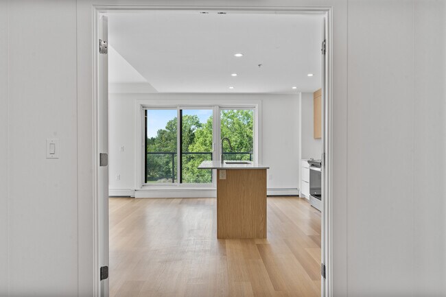 Photo - River Residence