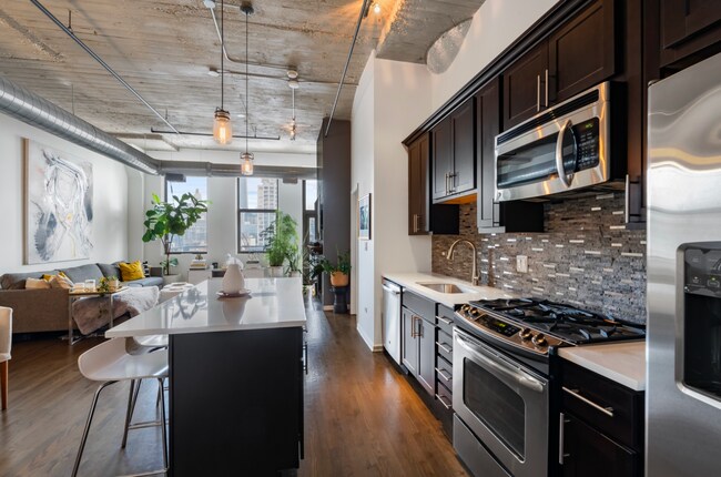 Photo - 758 N Larrabee St Unit 617