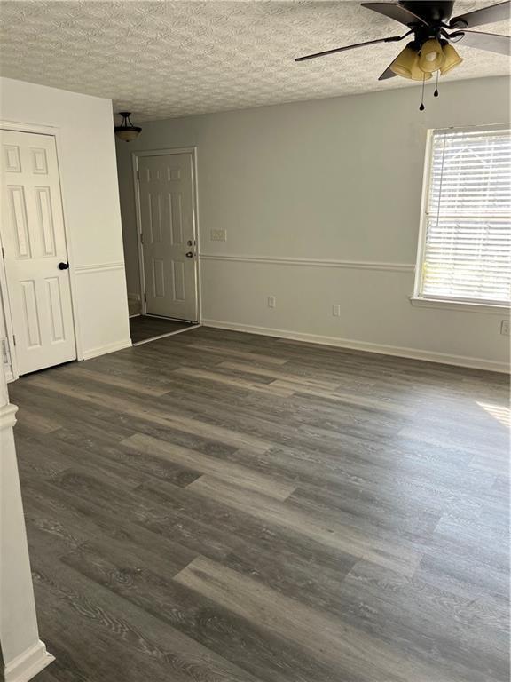 Photo - 1796 Crestwood Dr NW