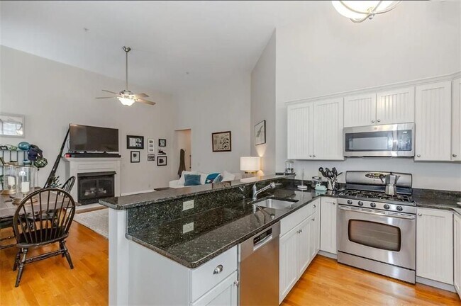 Photo - 12 Elm Street, 2 Unit 2
