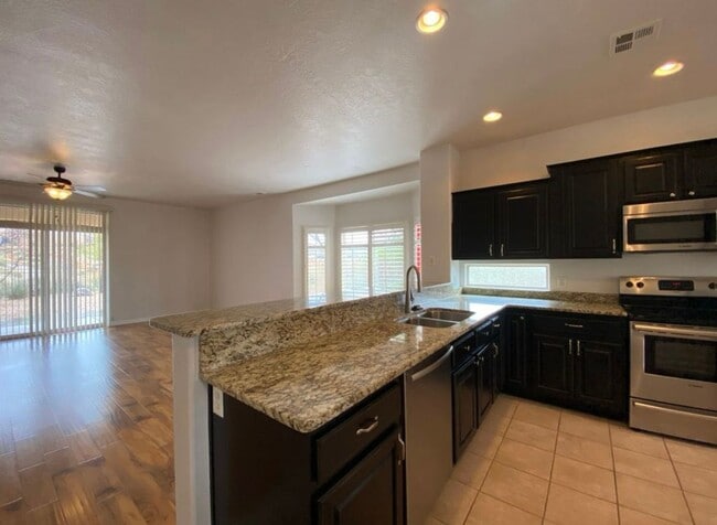 Photo - SPACIOUS HOME FOR RENT IN CORAL CANYON