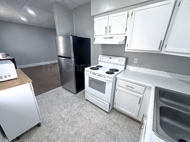 Photo - 519 S Main St