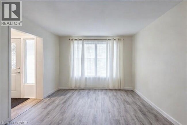 Photo - 310 Magnolia Dr