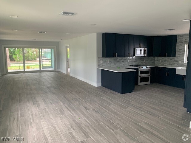 Building Photo - 27642 Imperial Shores Blvd Rental