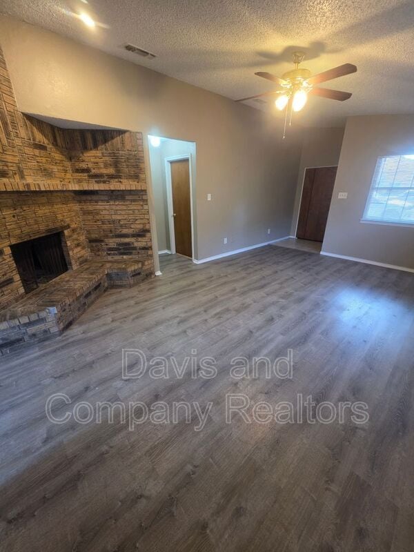 Photo - 4422 Fairgate Dr