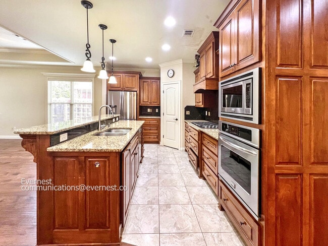 Photo - 28 Forest Valley Ln