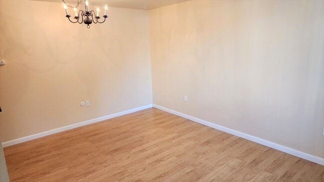 Photo - 918 S Logan St Unit 103