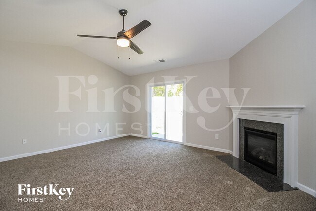 Photo - 6413 Bentbrush St