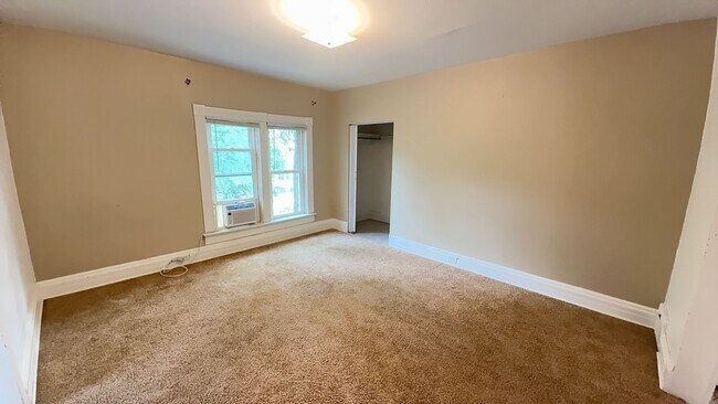 Photo - 701 Scott St Unit #B