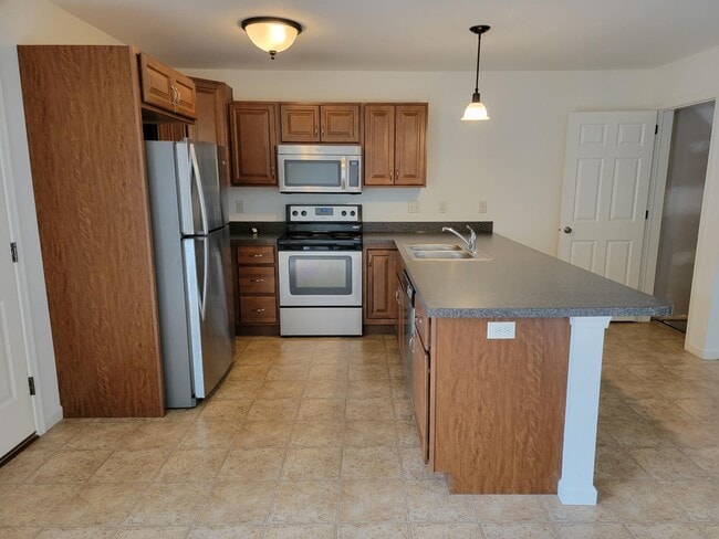 Photo - 213 Limestone Dr