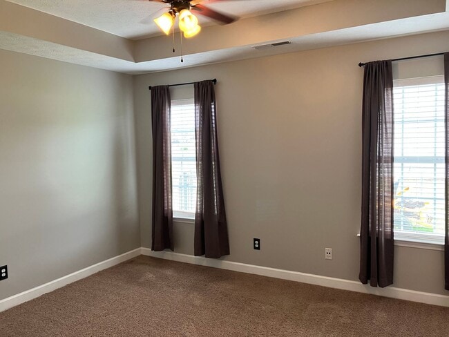 Photo - Rockvale Home with Large Yard