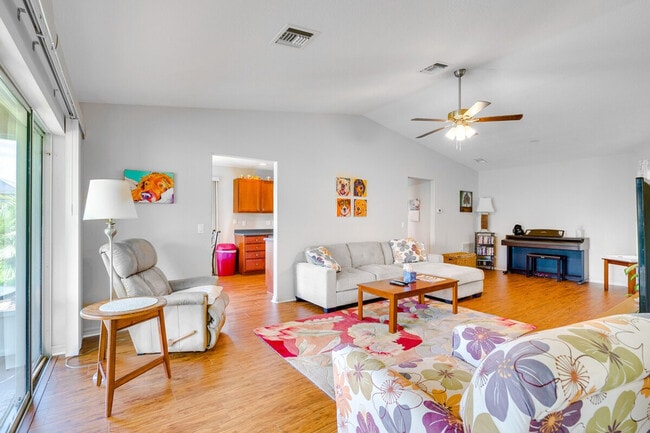 Photo - 15870 SW 16th Avenue Rd Unidad ID1385930P