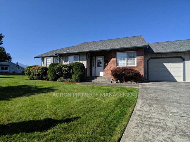Photo - 3 bed 2 bath in Sherwood Village