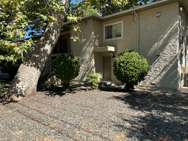 Photo - 1311 W 3rd St