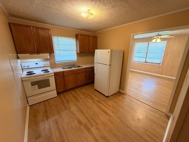 Photo - Just off the Covington Square!!!