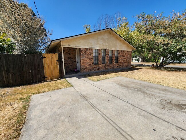 3211 Eastridge Dr Unit 3211 Eastridge Drive