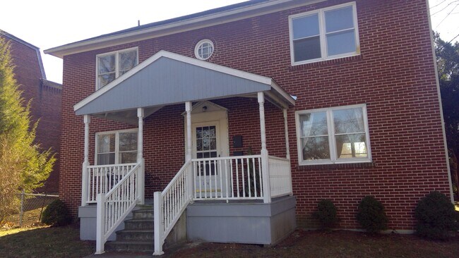 Photo - 1240 Manor St Unit 2