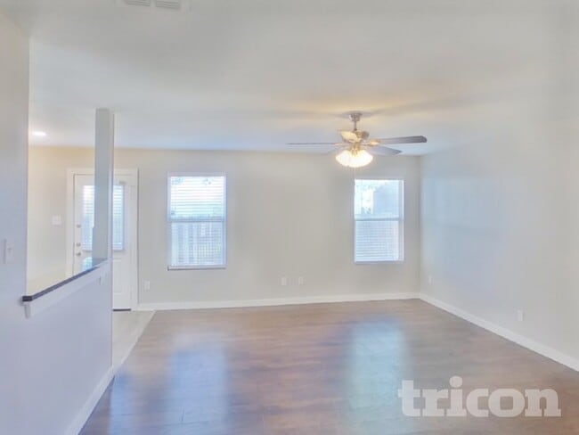 Photo - 8783 Cove Meadow Ln House