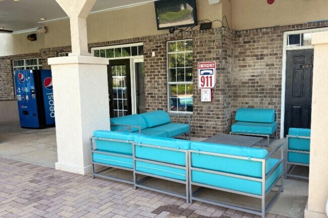 Lounge area