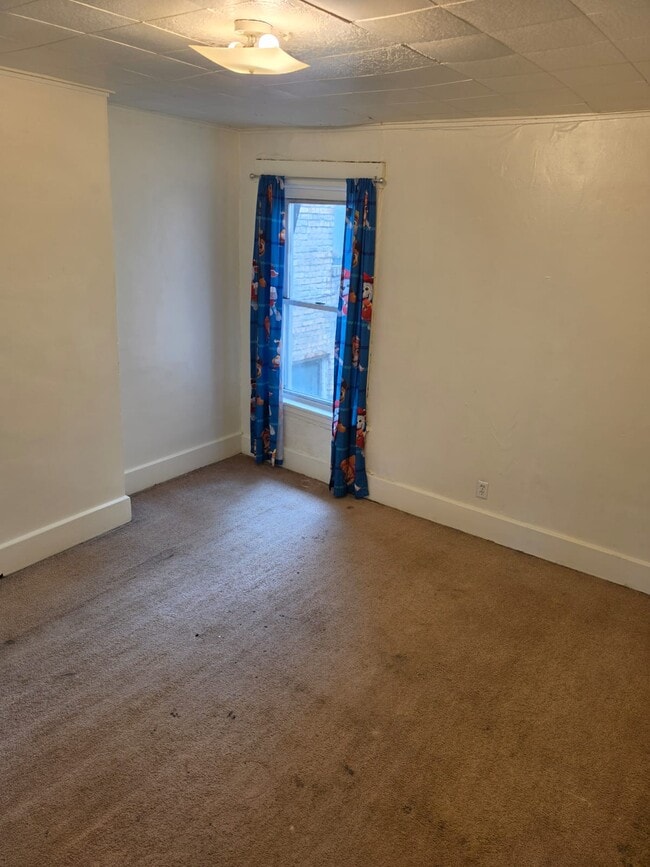 942 Clive St Unit 942 Clive St