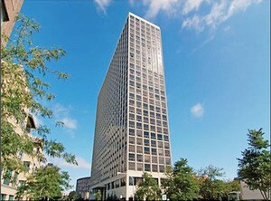 Building Photo - 4343 N Clarendon Ave Unit 602 Rental