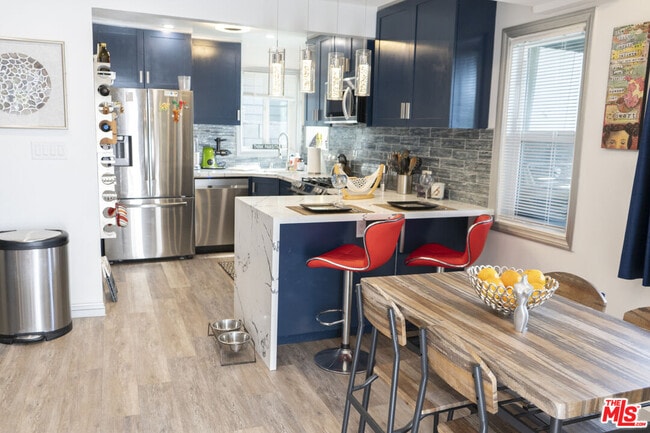 Building Photo - 348 Laveta Terrace Unit 2