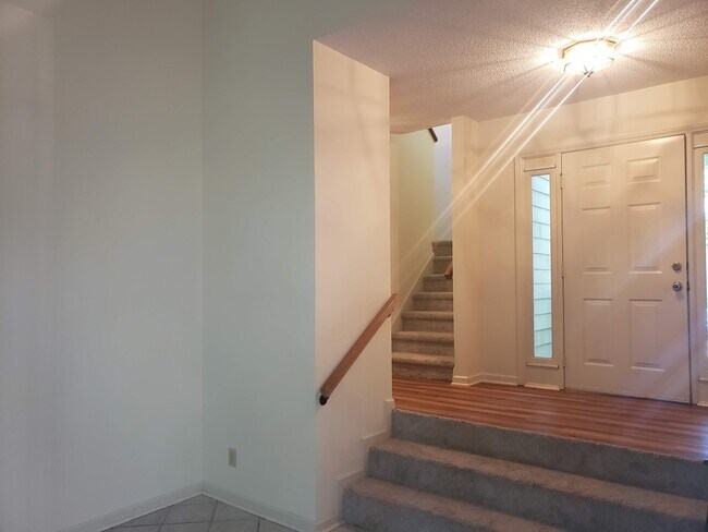 Photo - 4422 Beechnut Ln