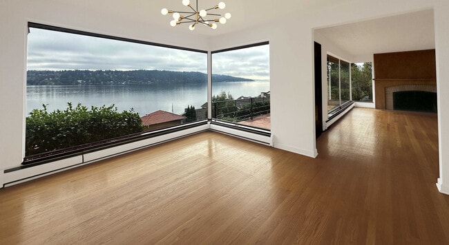 Photo - 3938 NE 157th Pl